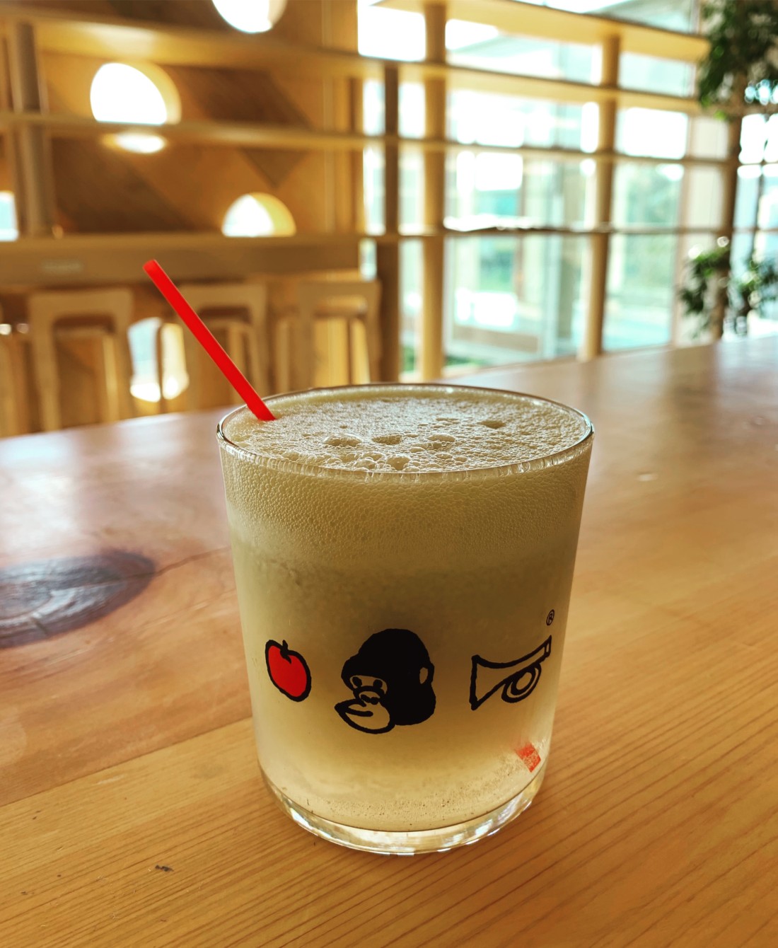 100%オレンジ　グラス